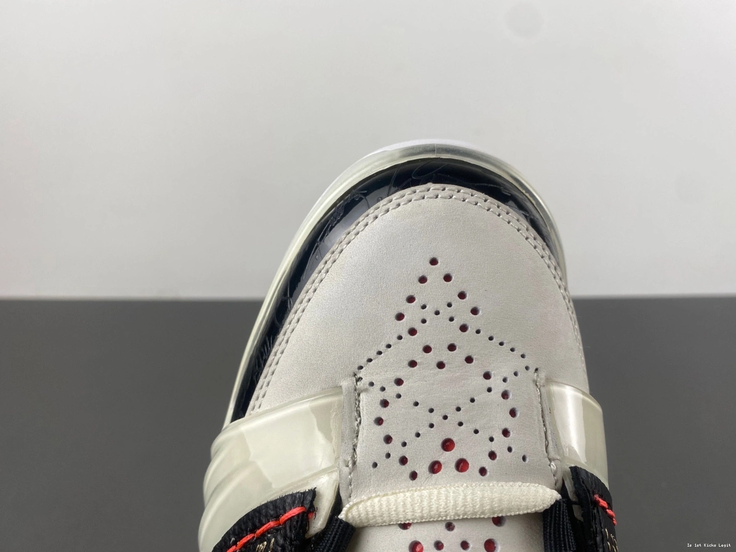 Jordan TITAN CZ6222-001 23 - Men's 1008